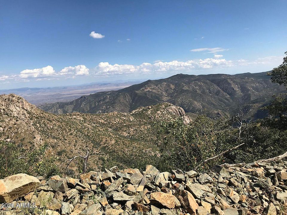 1st image of 22431 S GLADIATOR MINE Road #-