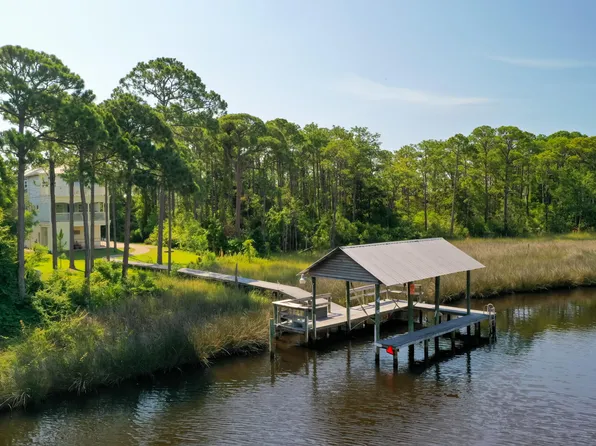 95 Bluebell Cir, Santa Rosa Beach, FL 32459