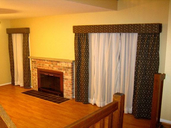 2nd image of 2623 College Hill Cir #172