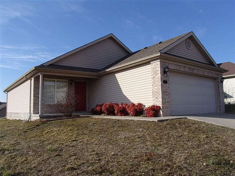 1st image of 245 Blackwater Ln