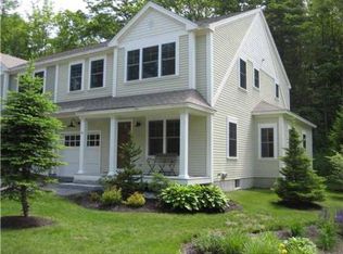 42 Harvest Ridge Rd, Freeport, ME 04032