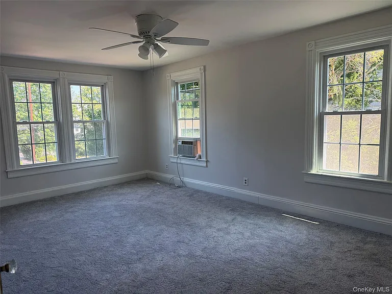 13 Walnut St — Photo 10