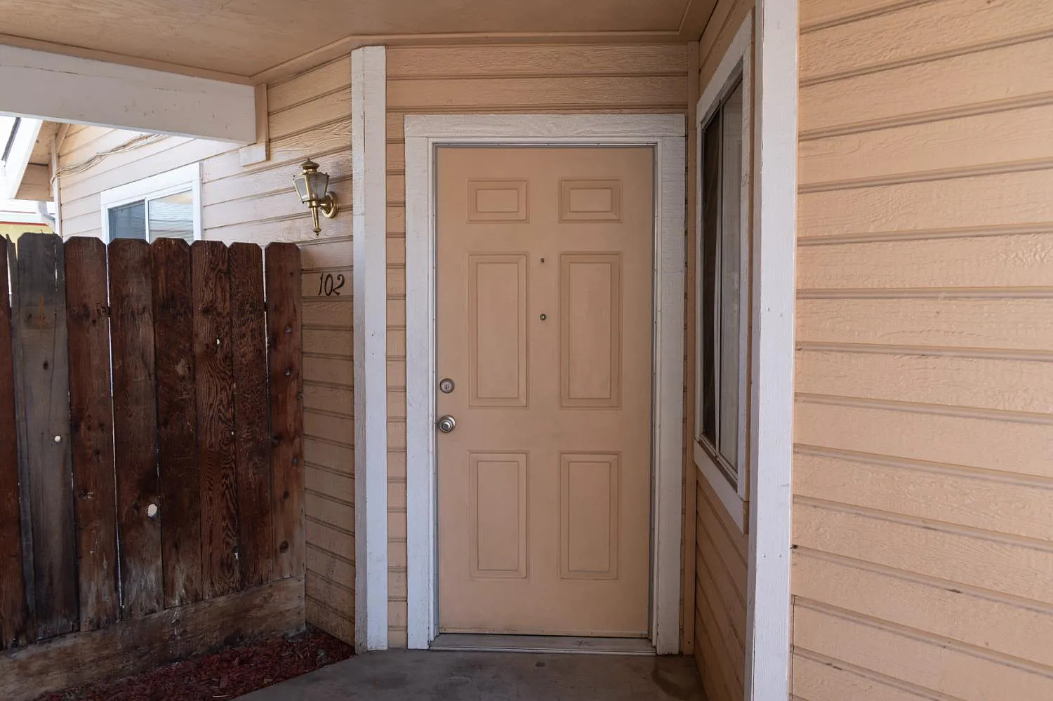 3 bed, 1322 sqft, $1,800 — Photo 3