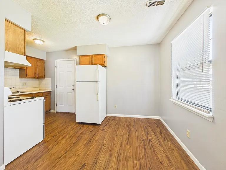 7137 Bales Ave — Photo 6