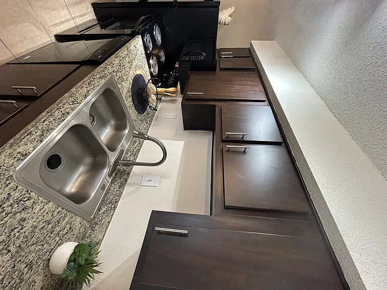 Residence at The Heights — Photo 15