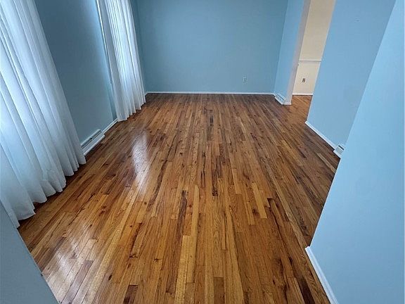 2nd image of 110 Woodbury Dr
