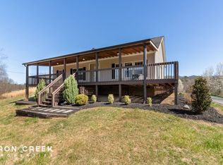 8 Worley Ridge Trl, Candler, NC 28715