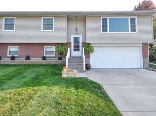 2209 Gilbert St, Burlington, IA 52601