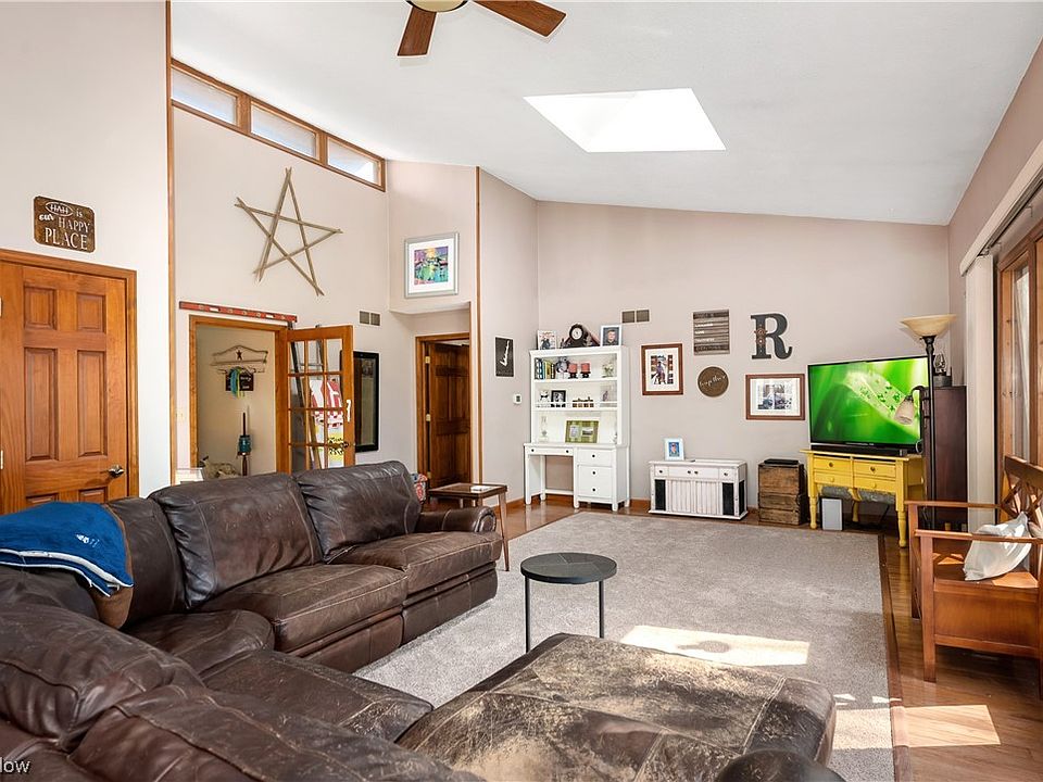 113 Cherokee Ln, Hideaway Hills, OH 43107 Zillow