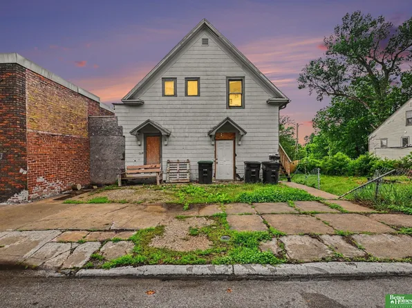 4201 Grand Ave, Omaha, NE 68111