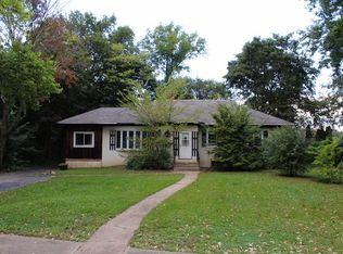 550 Ringling Rd, Crystal Lake, IL 60014