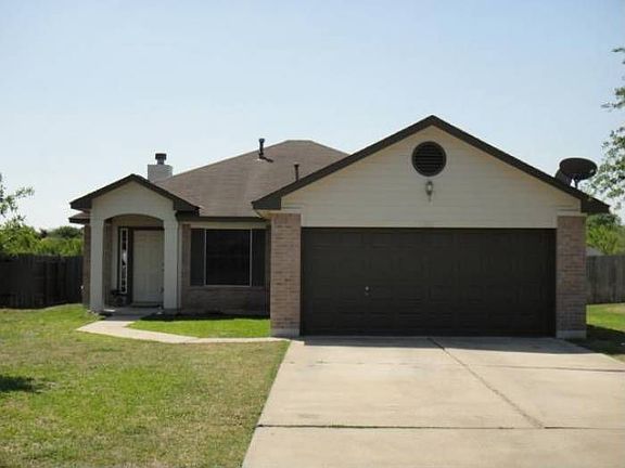5th image of 1302 Still Meadow Dr