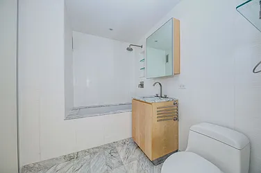 Rented by Lin Pan Realty Group LLC