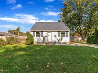 3913 S Deerfield Ave, Lansing, MI