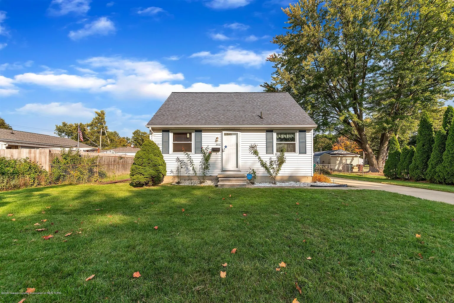3913 S Deerfield Ave photo 1