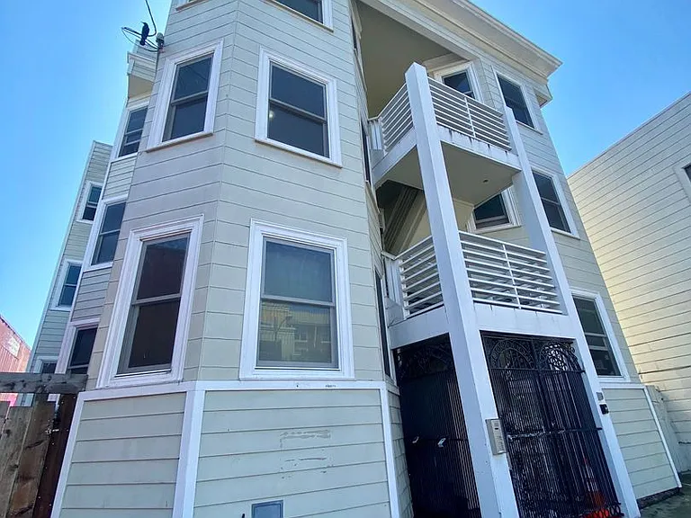 1755 Fulton St — Photo 2
