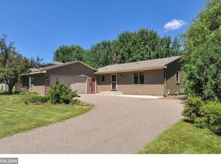 17208 Duck Lake Trl, Eden Prairie, MN 55346
