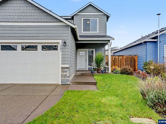 3rd image of 1491 Foxglove St