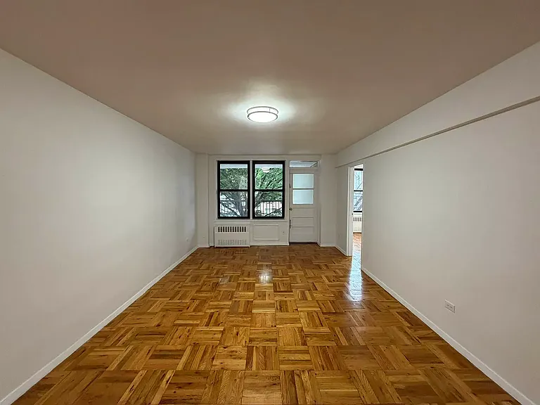 611 Banner Ave #1 — Photo 2