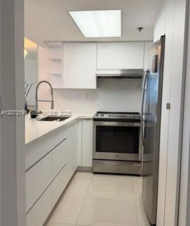 540 Brickell Key Dr #CU-1101