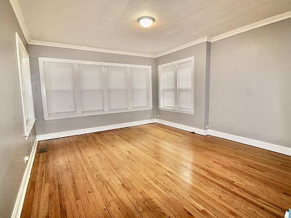 4th image of 8223 S Marshfield Ave