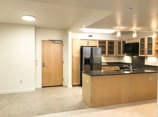 600 Queen St APT 1003, Honolulu, HI 96813