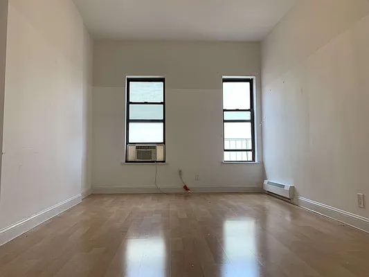 Rented by Smart City Real Estate LLC | media 16