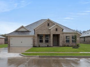 2609 Streamside Dr, Burleson, TX 76028