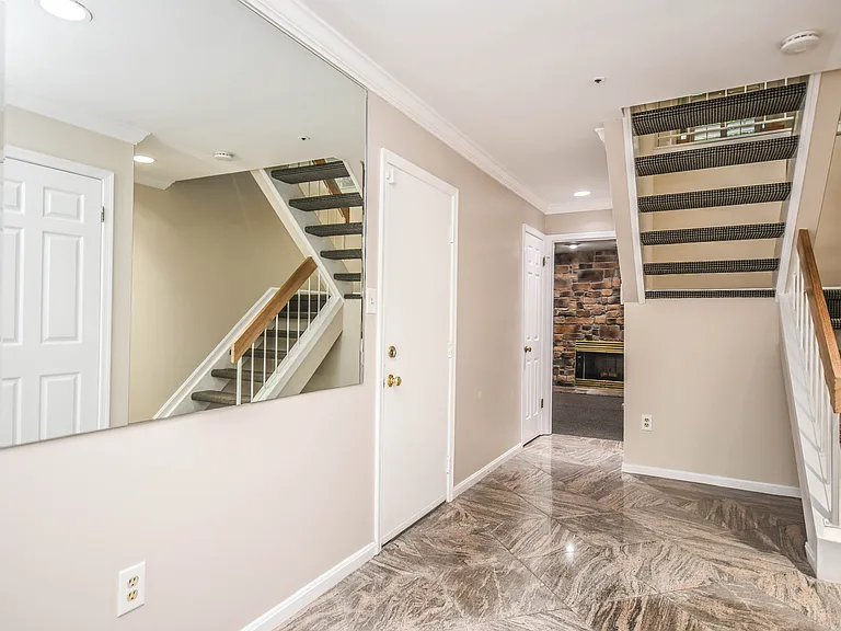 5918 Edson Ln — Photo 38