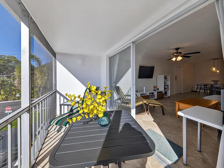 6457 Bay Club Dr #4 — Photo 18