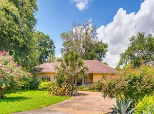 11143 Pine Ridge Rd, Leesburg, FL 34788