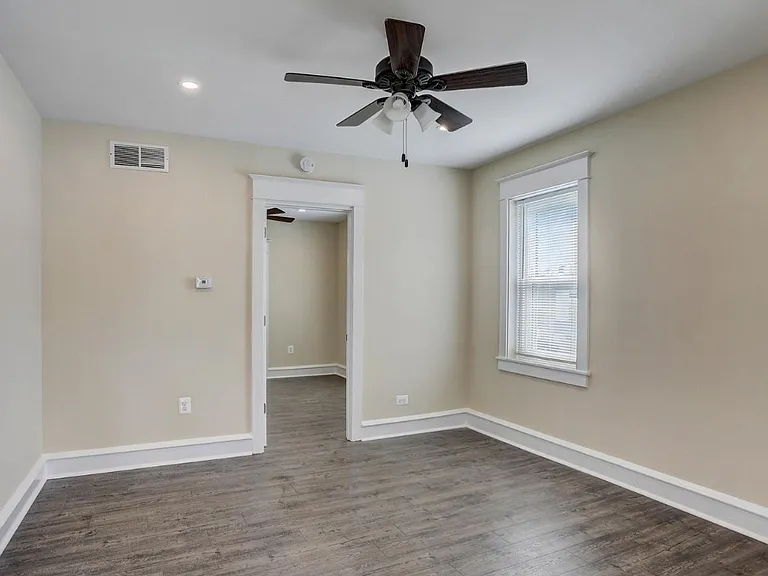 3950 Mary St #A — Photo 2