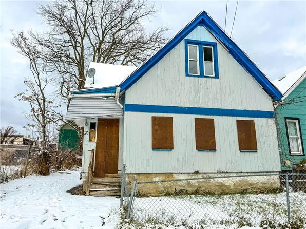 20 Eiffel Pl, Rochester, NY 14621