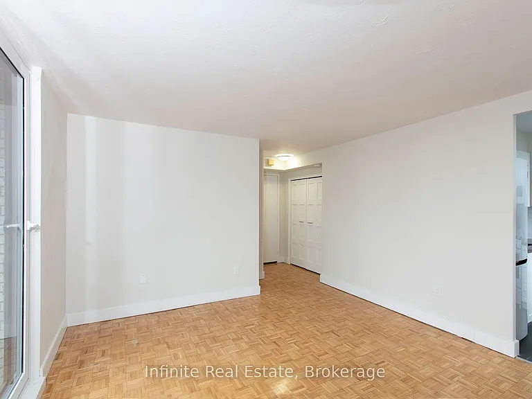 485 Huron St #502 — Photo 7