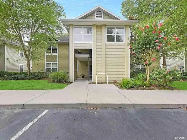 820 NW 19th Ave APT D, Gainesville, FL 32609