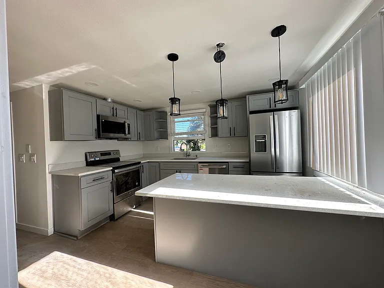 6714 Steilacoom Blvd SW #3 — Photo 3