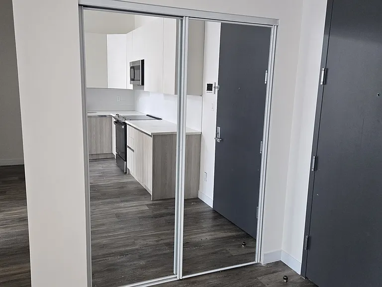 217 Main St #5 — Photo 13