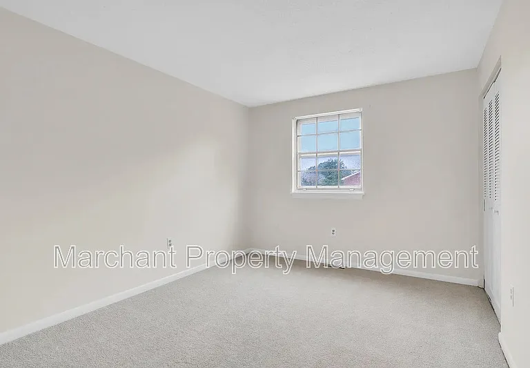 2530 E North St #11-B — Photo 19