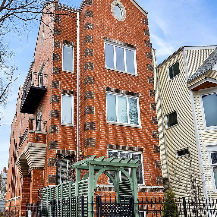 1st image of 3300 N Lakewood Ave #1