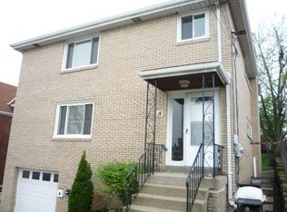 14 Graper St, Pittsburgh, PA 15227