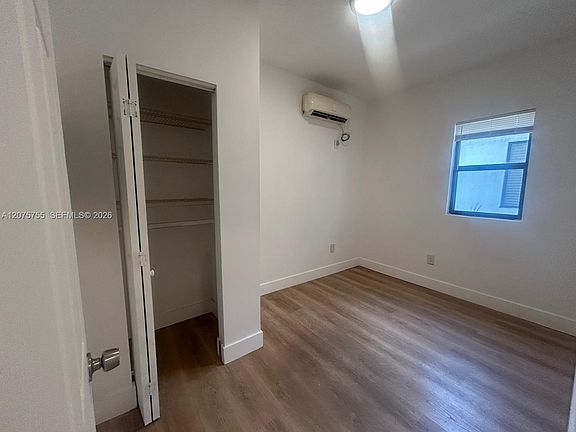 5th image of 2000 Monroe St APT 10