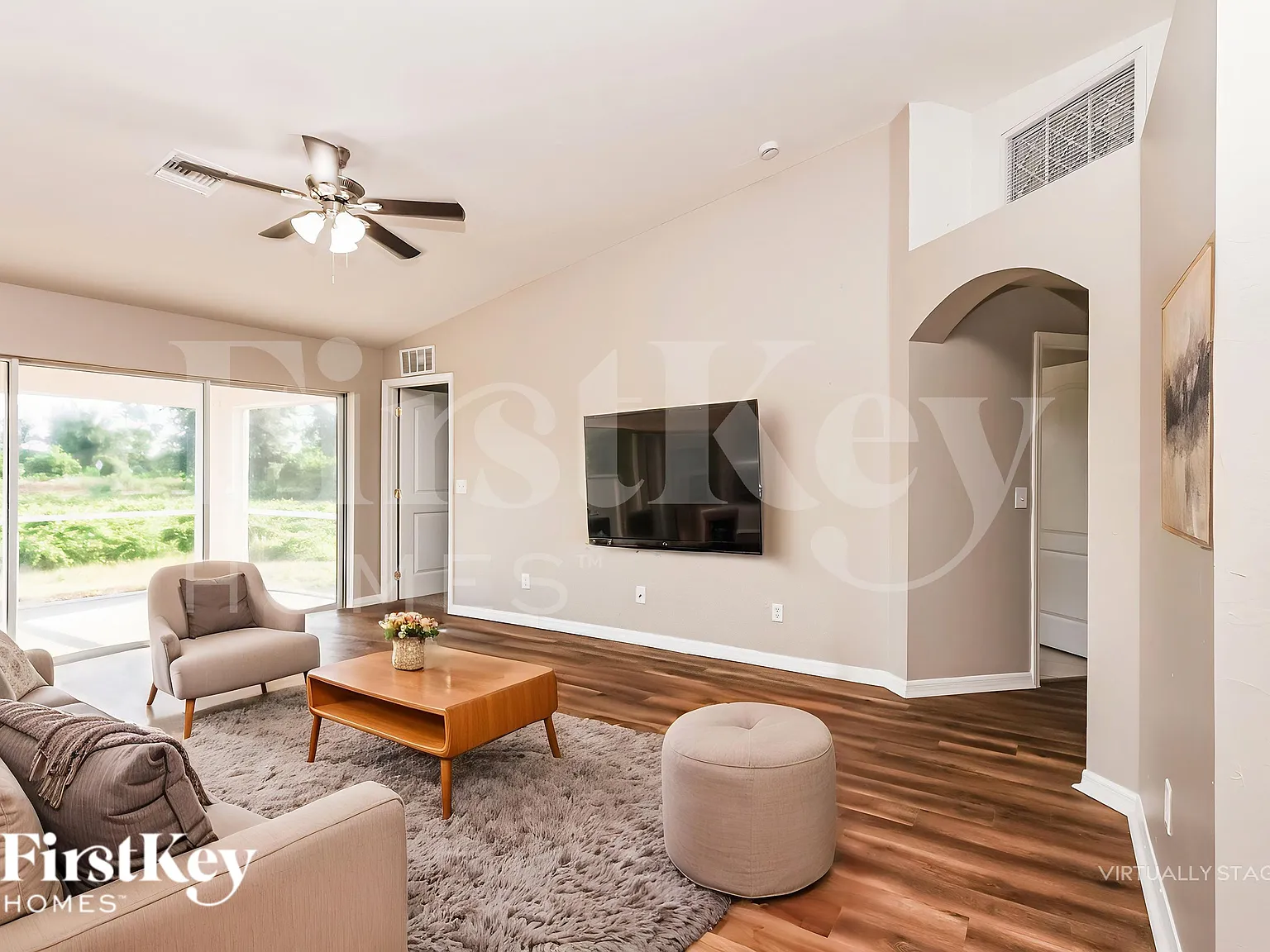 3 bed, 2.0 bath, 1458 sqft, $1,525 — Photo 3