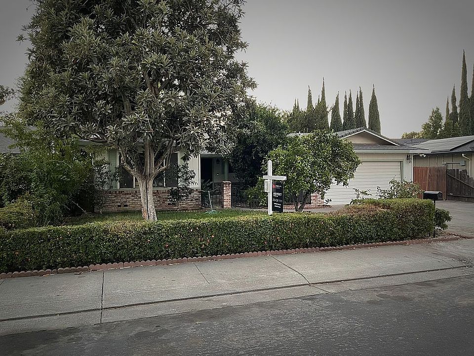2nd image of 8229 Richland Way