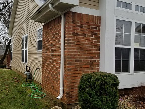 4th image of 1103 University Blvd