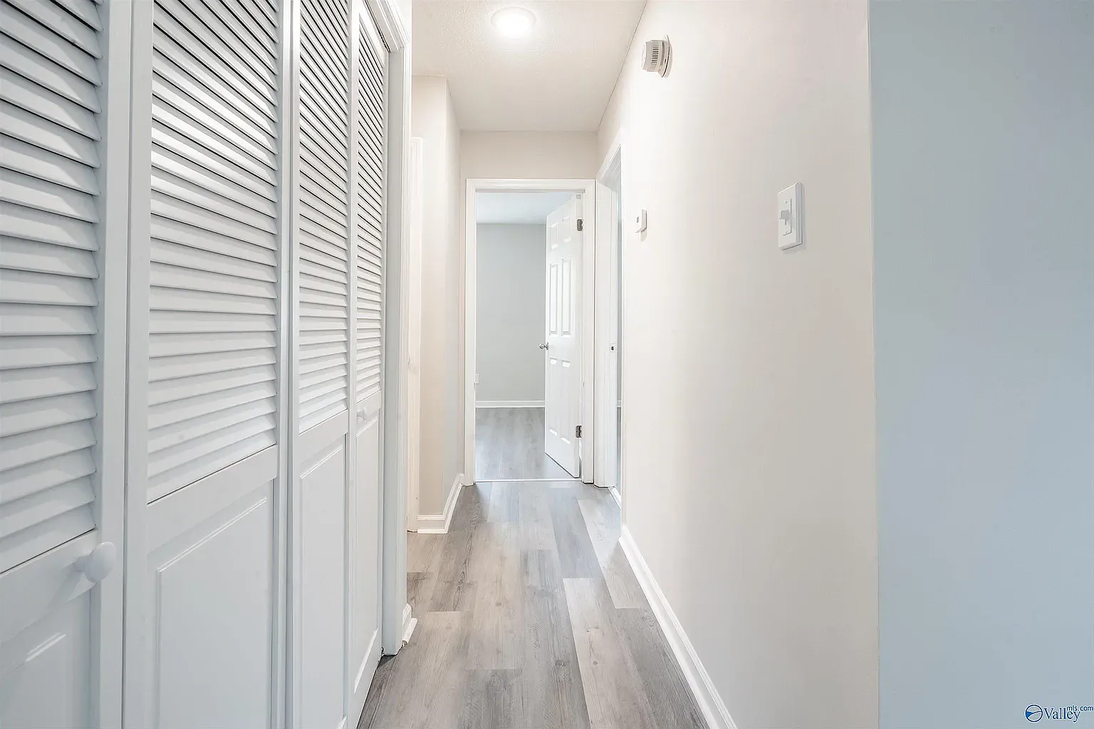 2 bed, 925 sqft, $1,295 — Photo 4