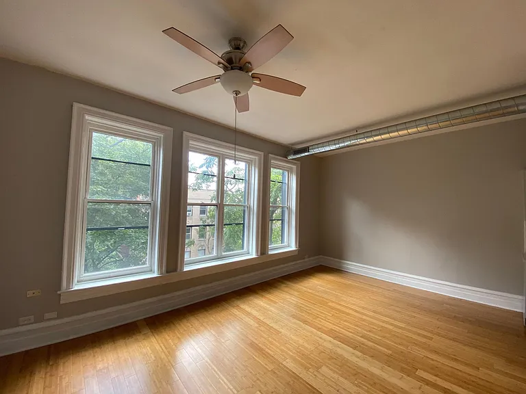 2719 N Pine Grove Ave #301 — Photo 3