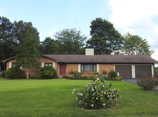 1374 Golf Course Rd, Newport, TN 37821