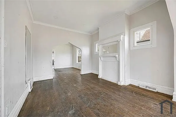 1212 W 96th St — Photo 17