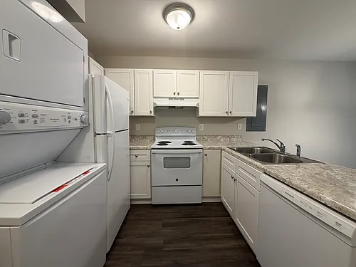 116 S Spruce St #116B Photo 1