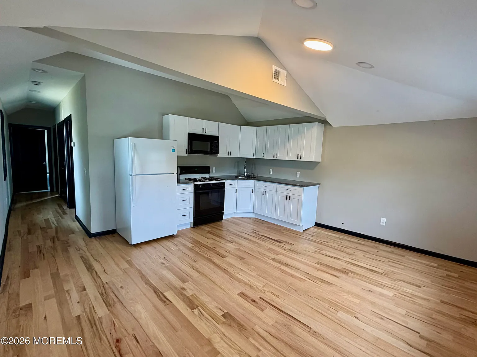 2 bed, $2,400 — Photo 2